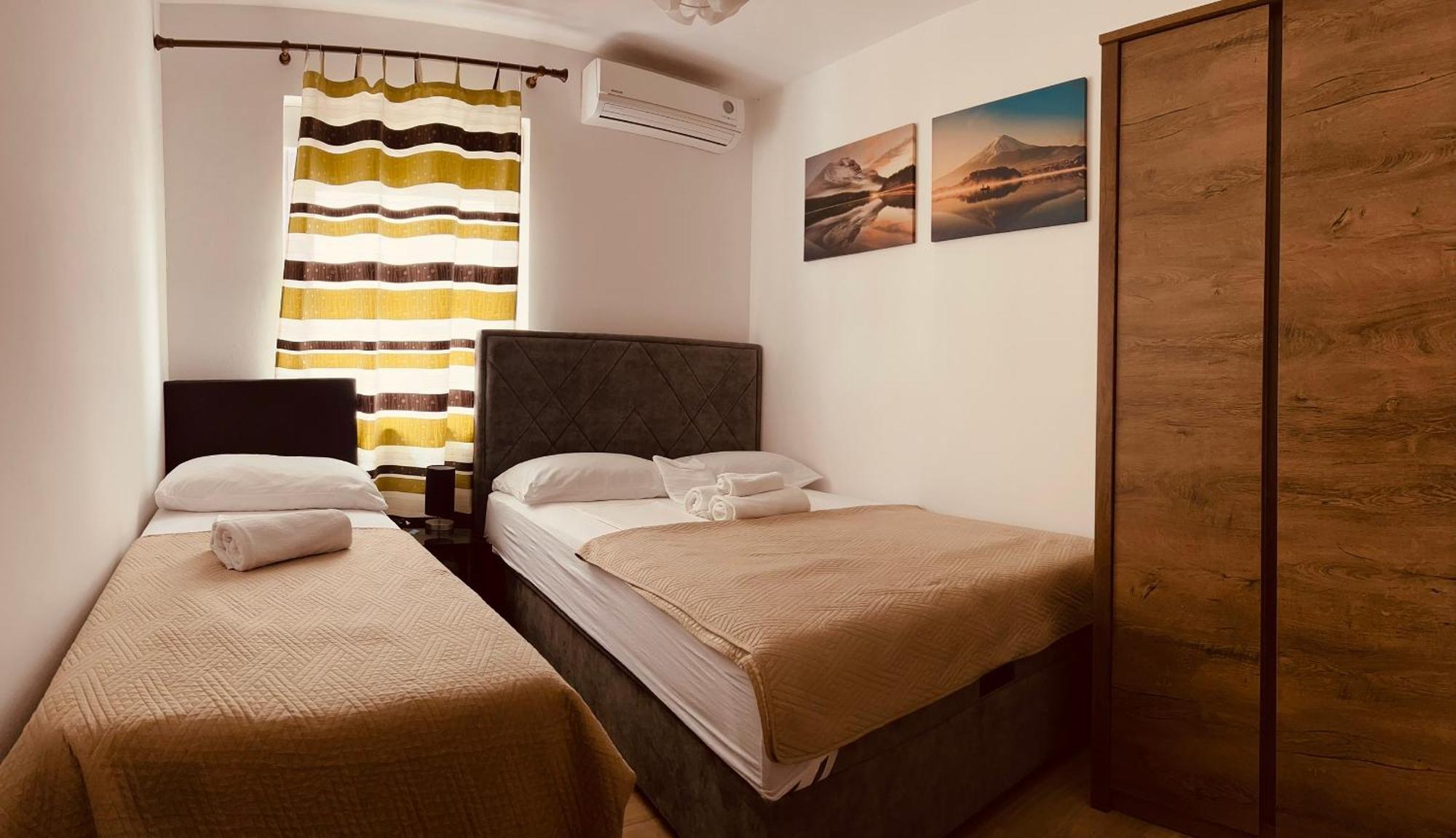 Apartment Karlo Novalja Bagian luar foto