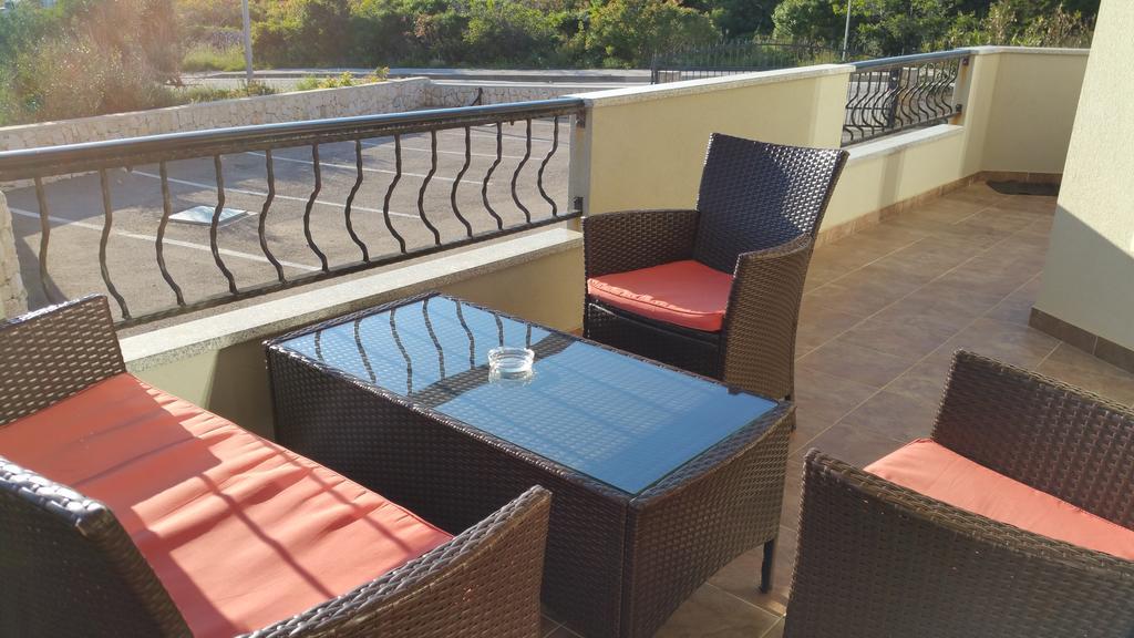 Apartment Karlo Novalja Bagian luar foto